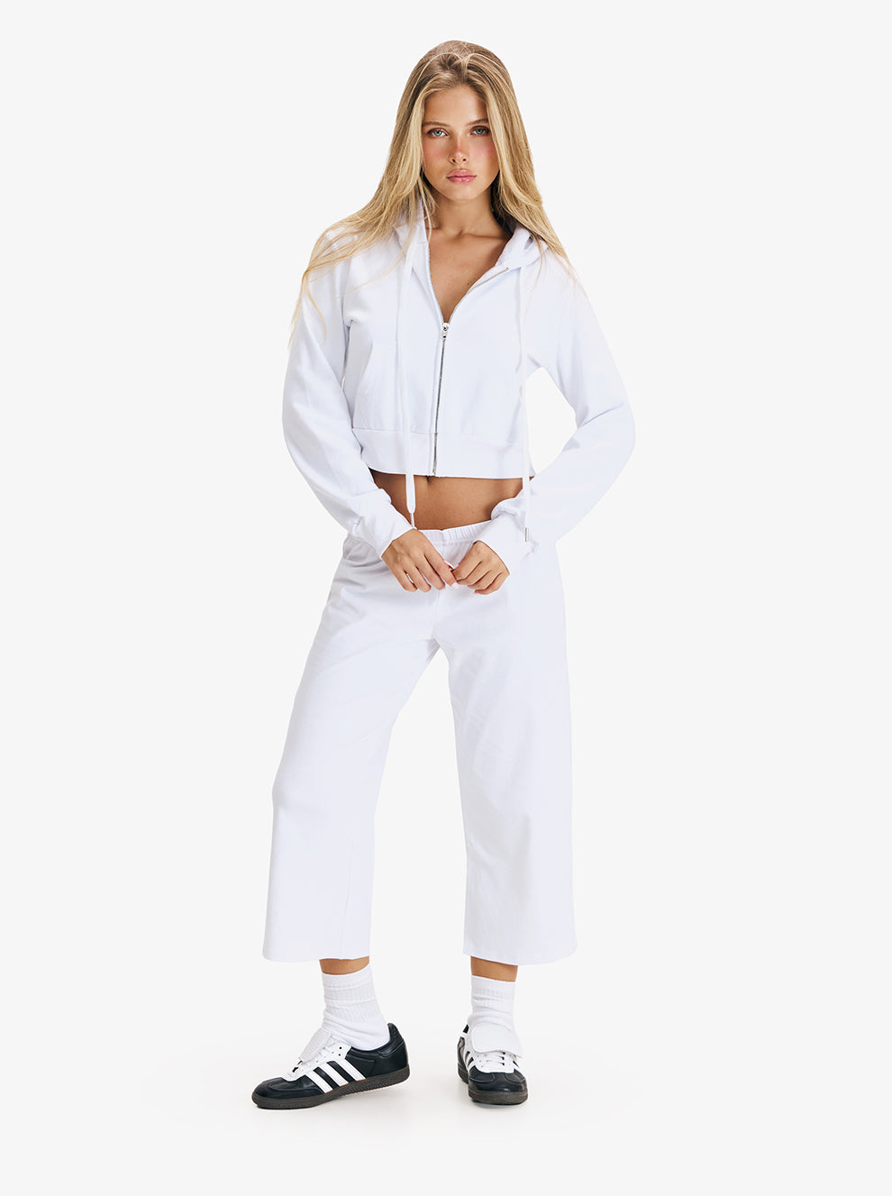קפוצ'ון   Zip Crop